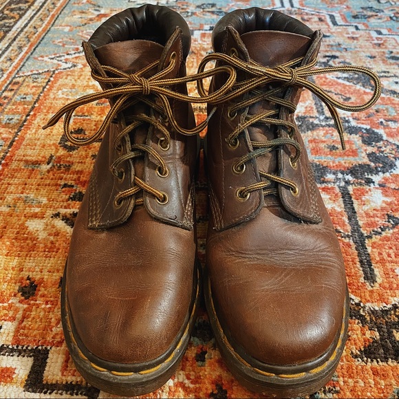 Vintage Dr. Marten’s 6 eyelet - Picture 3 of 6